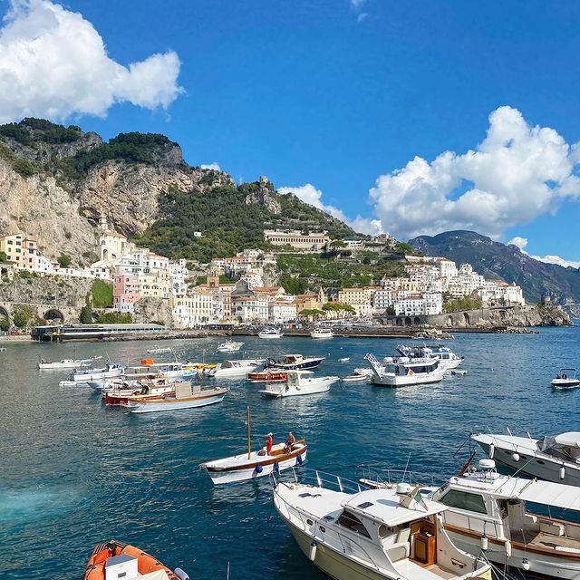Spiagge e Attività Outdoor nella Costiera Amalfitana